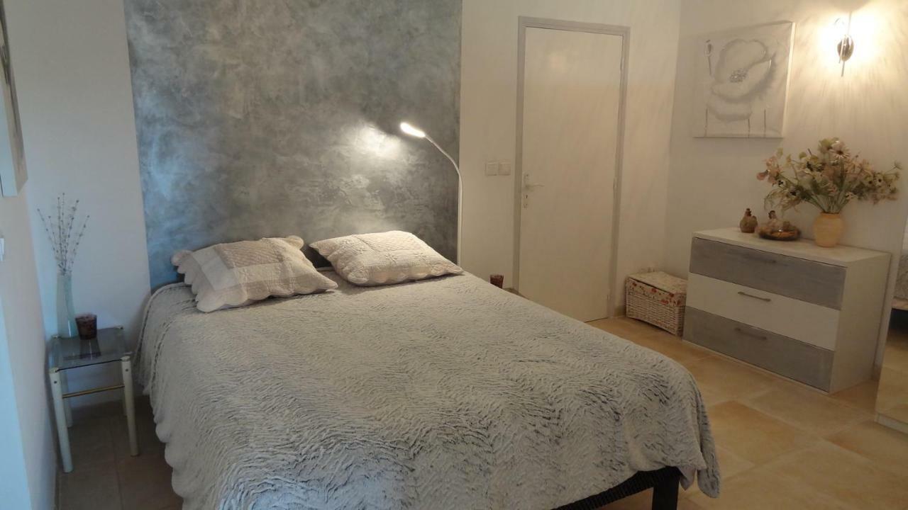 Les Chevrefeuilles Daire Manosque Dış mekan fotoğraf